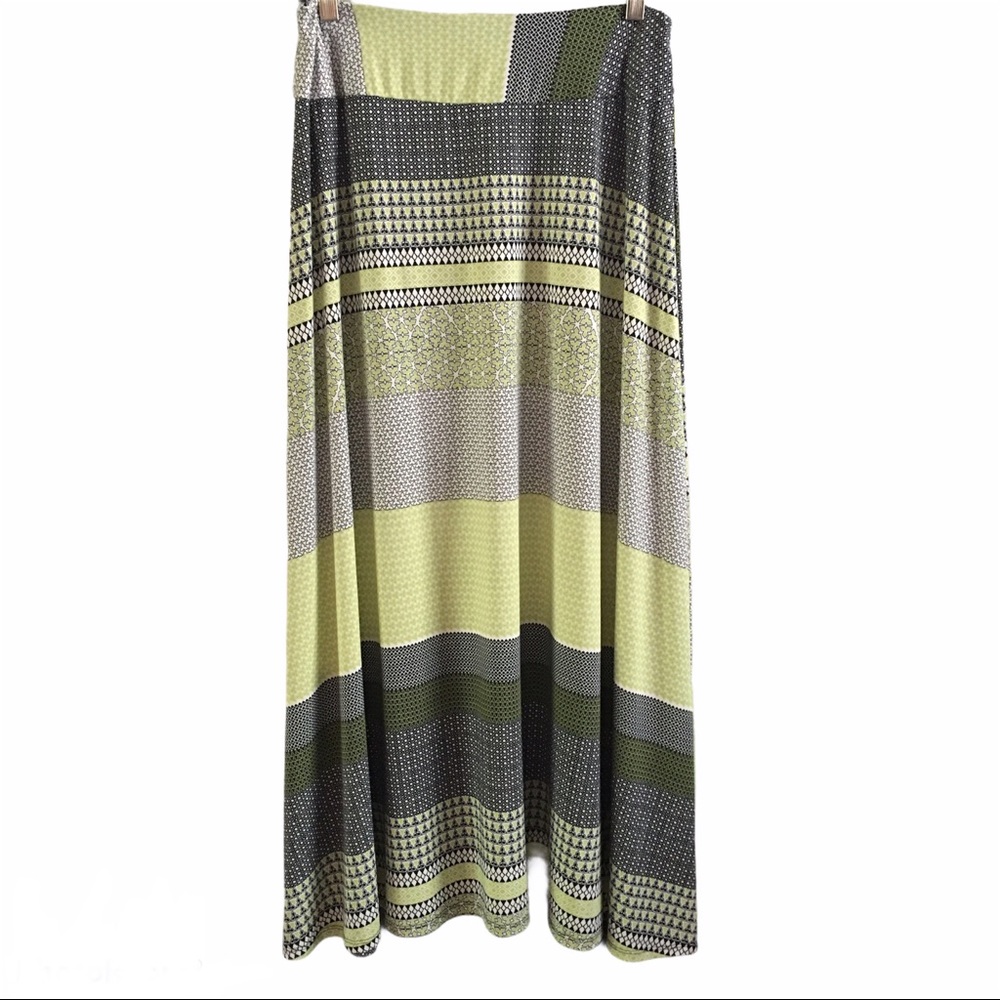 Robert Louis Summer Casual Stretchy Maxi Skirt M